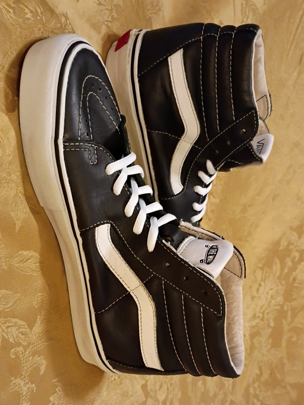 VANS Black Leather and White Sk8-Hi Women's 8.0 Men's 6.5 Sneakers